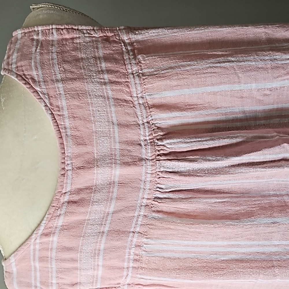 Euc time and true sleeveless top (D45) - Picture 2 of 2